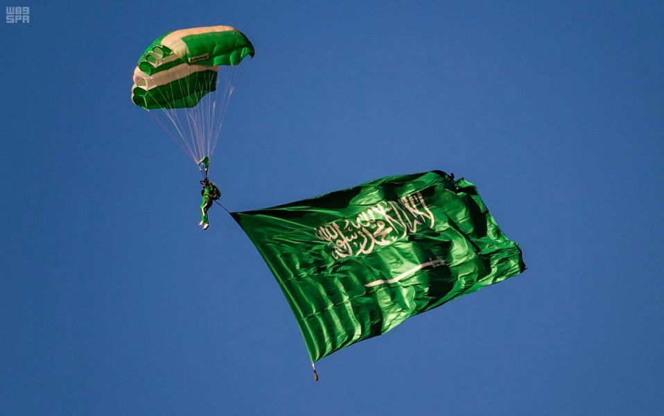 أسعار القفز المظلي بالسعودية