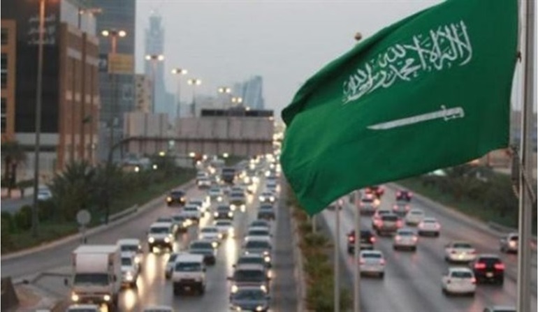 إلغاء الكفيل لـ 5 مهن. تعرف على مميزات إلغاء الكفالة للموظف وصاحب العمل