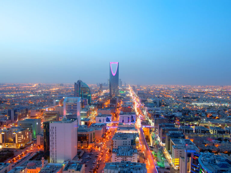 إجازة عيد الفطر 2024 للقطاع الحكومي