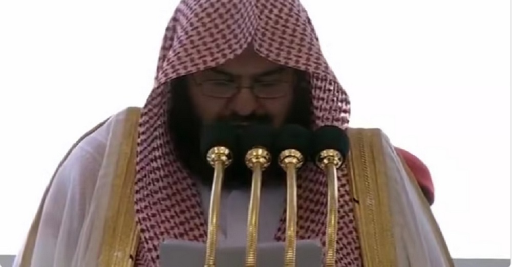 الشيخ السديس يُحذر من ترويج الأباطيل عبر القنوات والمواقع الإلكترونية