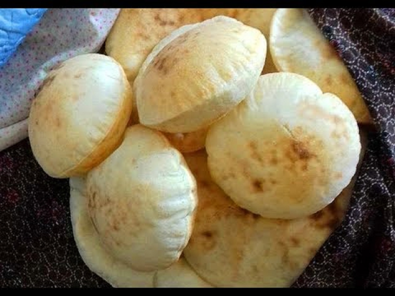 العيش الشامي
