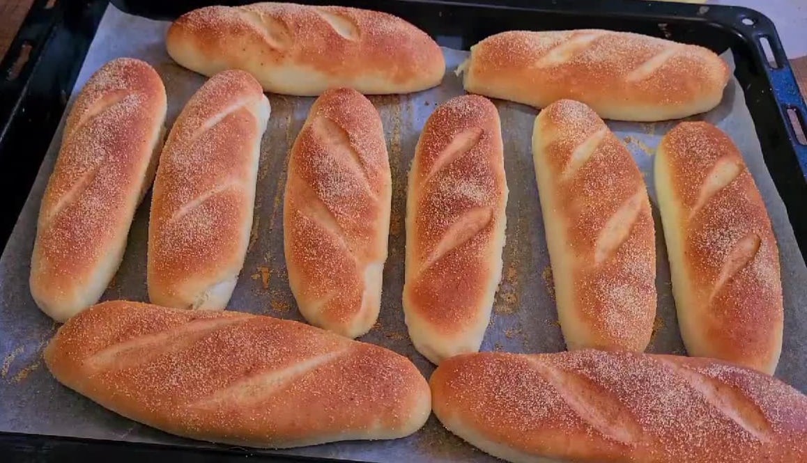 العيش الفينو بشوية ماية ودقيق هتعملي أطري وأحلي السندوتشات