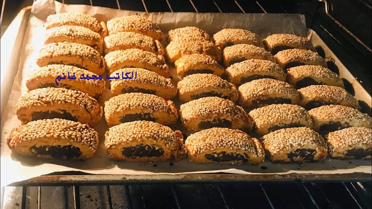 عشان أطفالك بيحبوها .... هقولك علي طريقة عمل قراقيش العجوة الشهية في المنزل أحلي من المخابز وتحدي