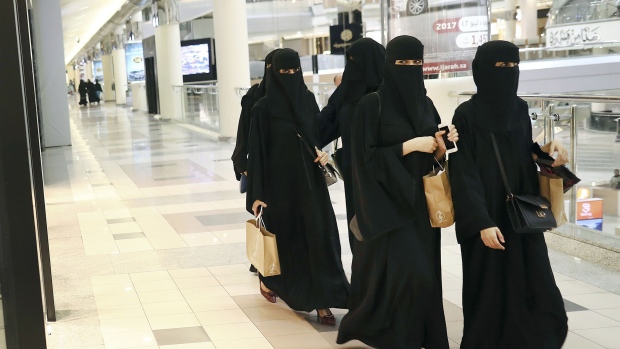 المرأة 1