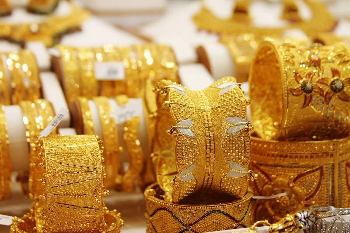 بكم سعر الذهب اليوم الآن