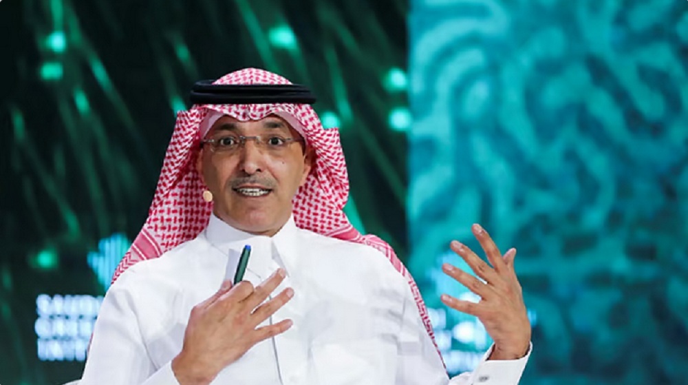 تصريحات هامة من وزير المالية السعودي بشأن فرض ضريبة الدخل على الأفراد
