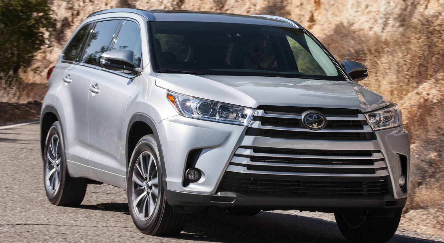 وحش الطرق الوعرة| تويوتا هايلاندر Toyota Highlander 2024 بتصميم فخم وتقنيات متطورة
