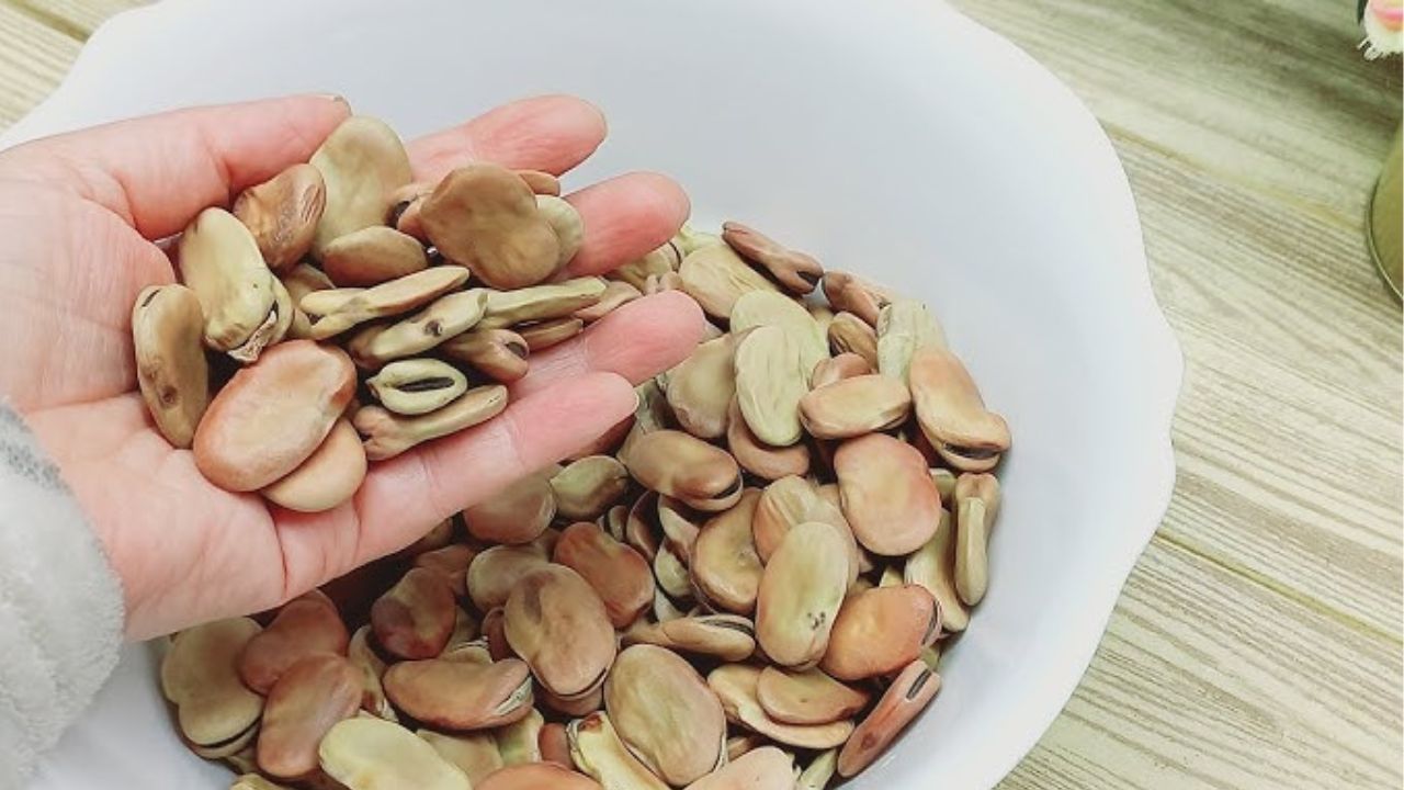 حطي السكر على الفول
