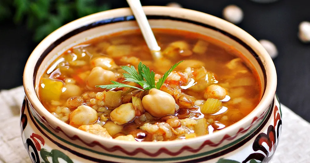 شوربة حريرة مغربية