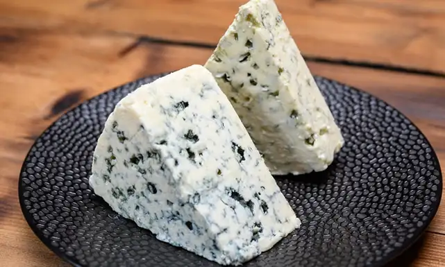 طريقة عمل الجبنة الريكفورد