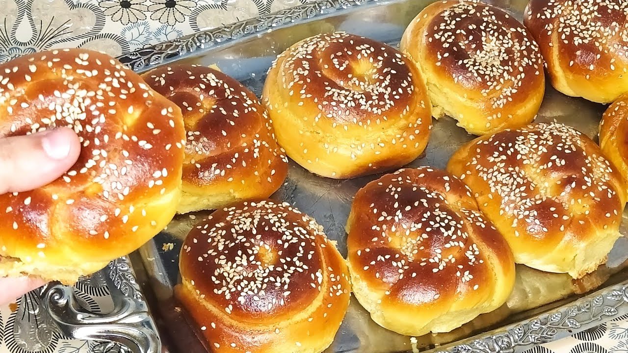 طريقة عمل الشوريك بالسمسم بمكونات سهلة