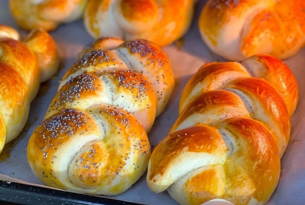 الفطائر الهشة
