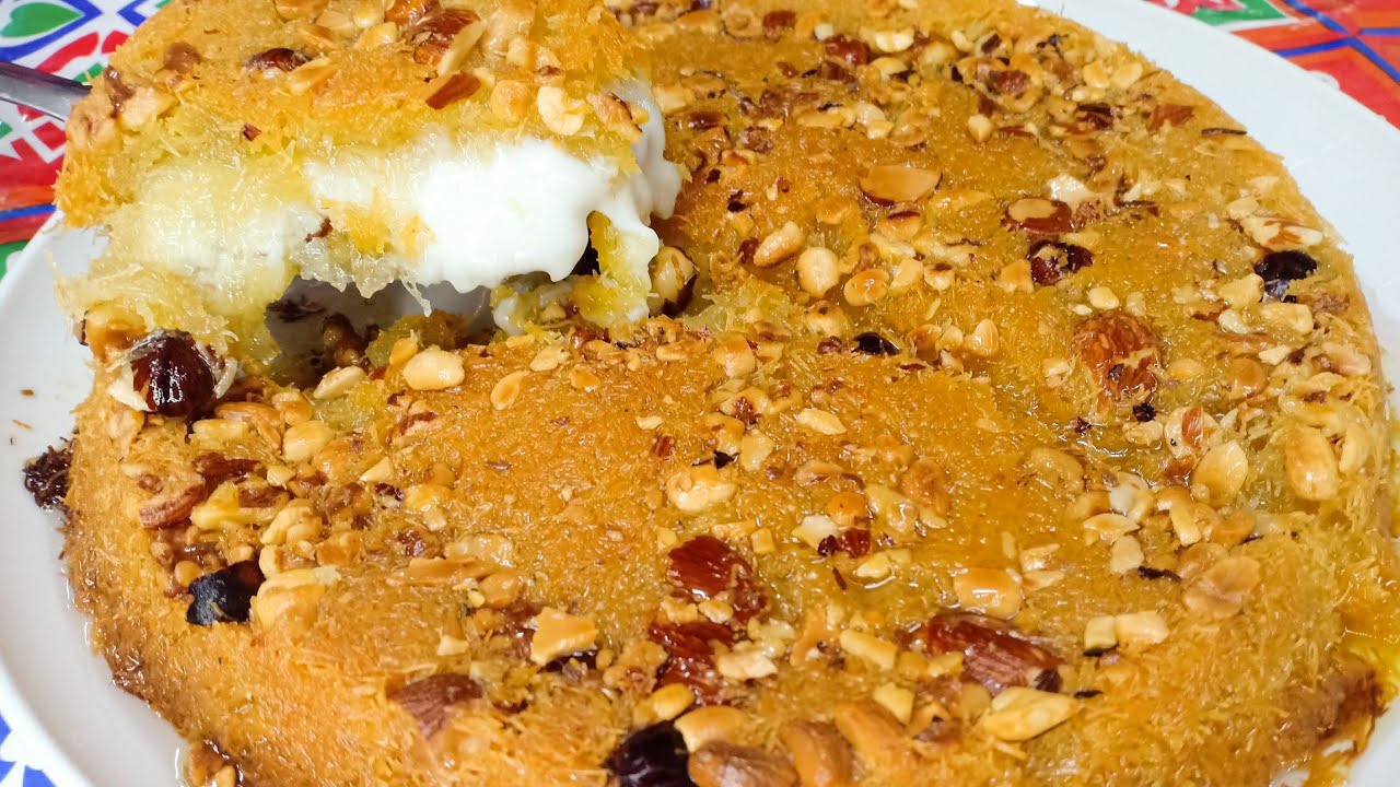 طريقة عمل الكنافة بالمهلبية والمكسرات