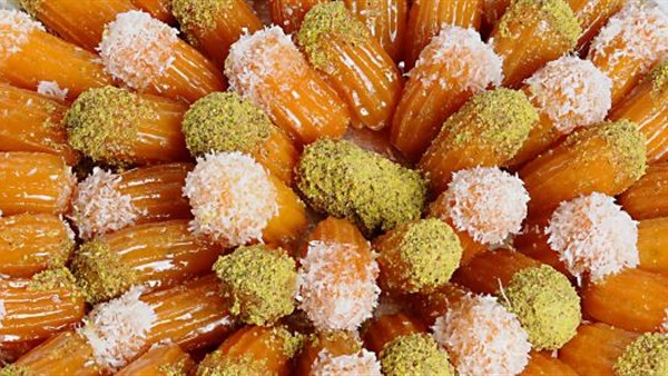 طريقة عمل بلح الشام بتاع المحلات والمكونات من مطبخك