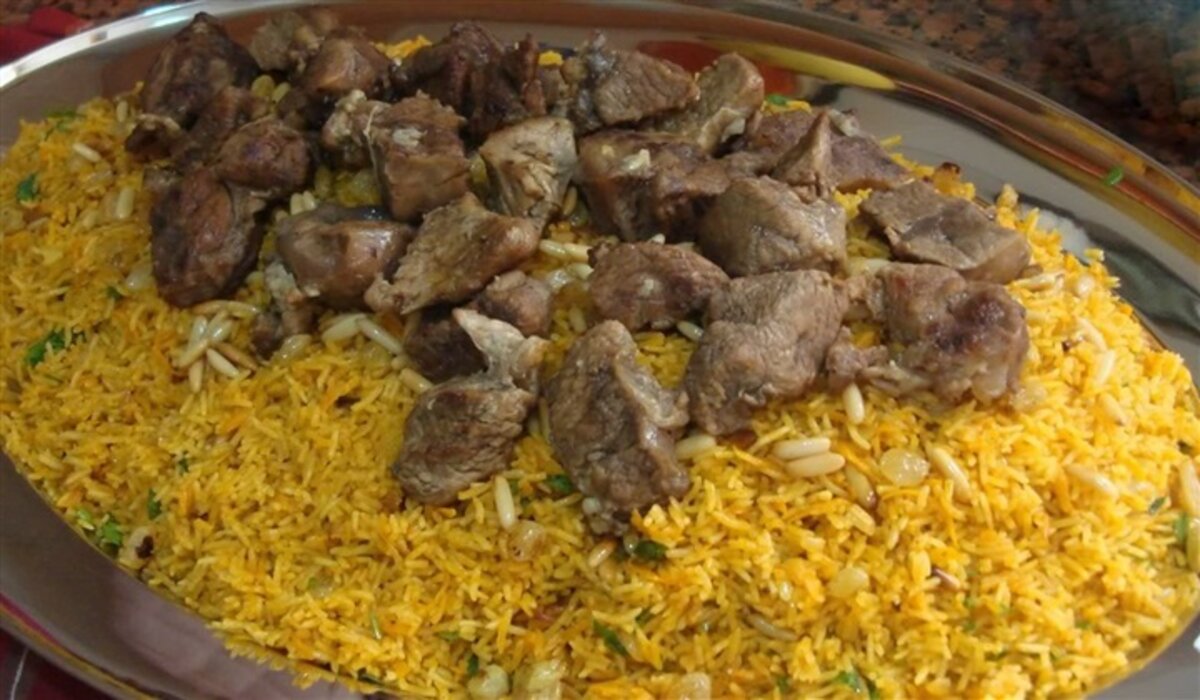 طريقة عمل كبسة اللحمة بالأرز البسمتي