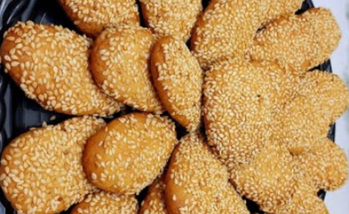 كعك السمسم الاقتصادي