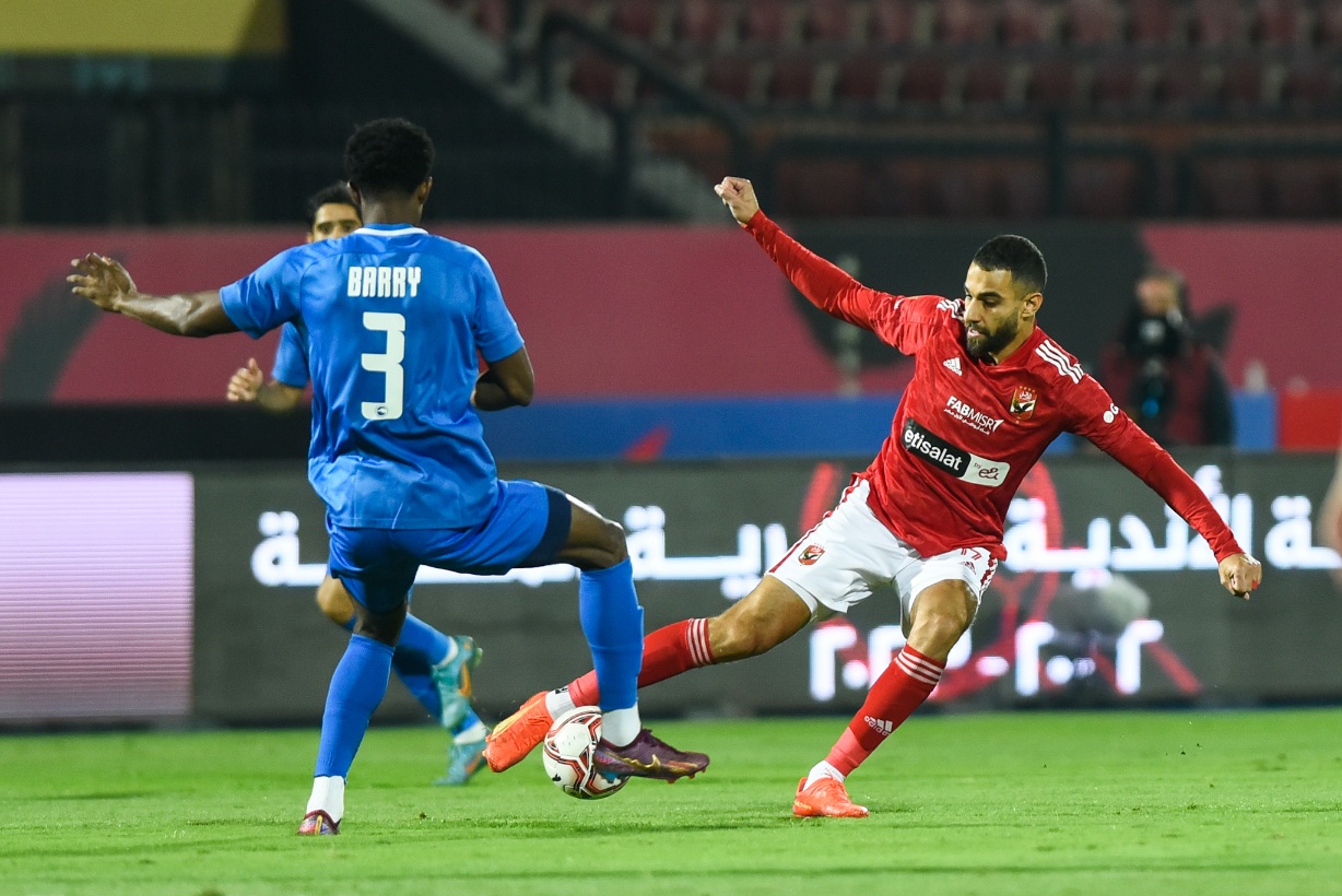 لاعب الأهلي يربك حسابات الصفقة التبادلية بين المارد  الأحمر وفيوتشر