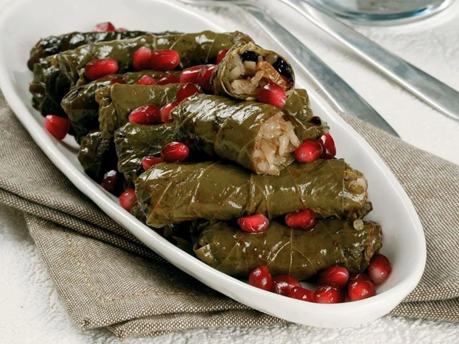 محشي ورق العنب بدبس الرمان