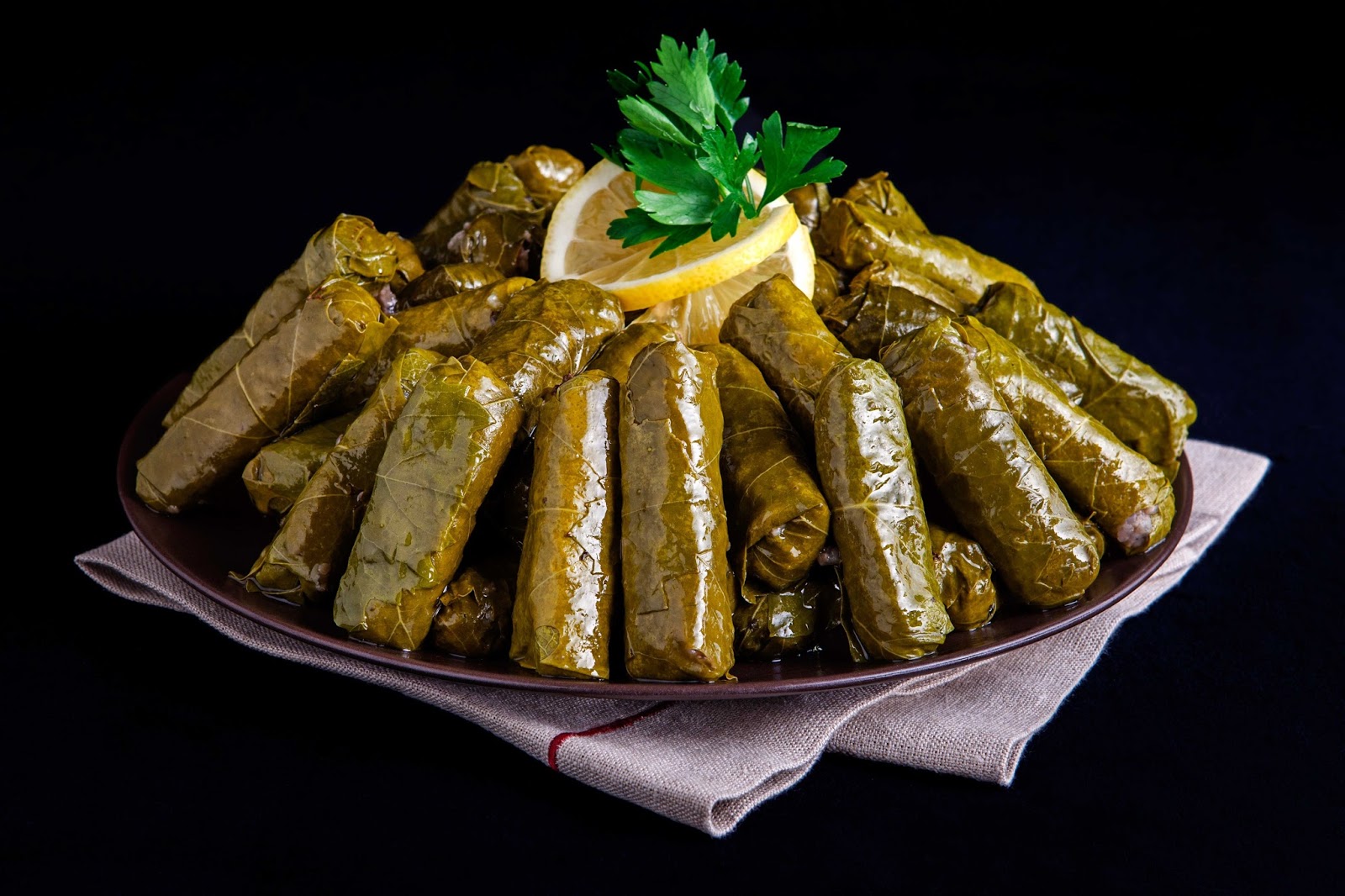 محشي ورق العنب بدبس الرومان