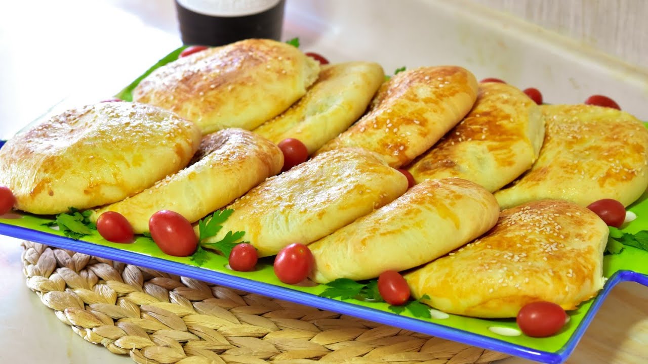 معجنات البطاطس بالجبنة