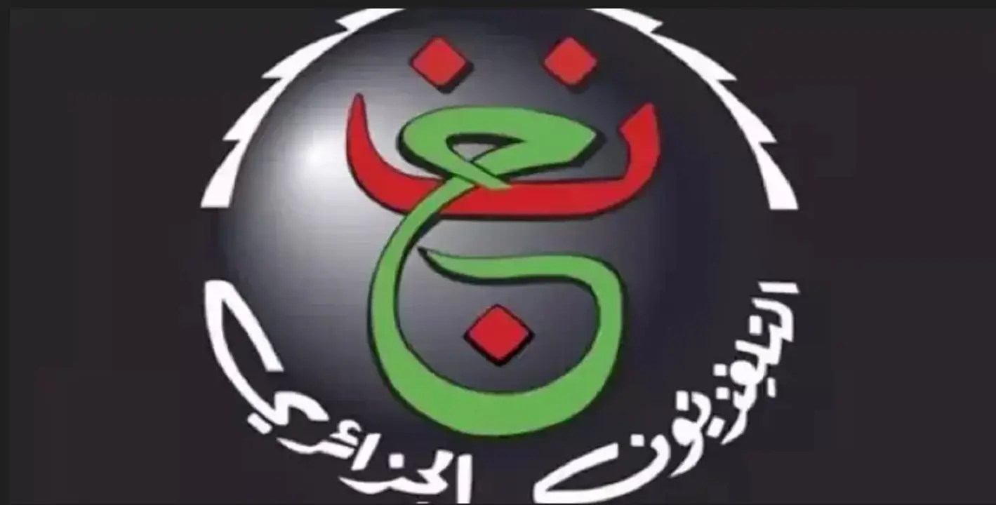 هل ستنقل قناة الجزائرية الأرضية مباراة مصر