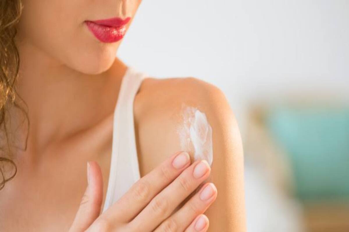 طريقة عمل لوشن مرطب لليدين والجسم