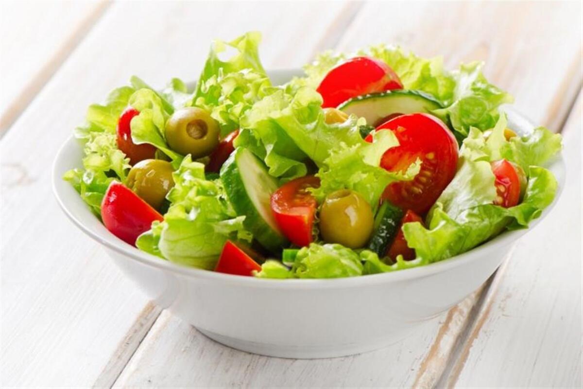 إضافات غير صحية لـ طبق السلطة