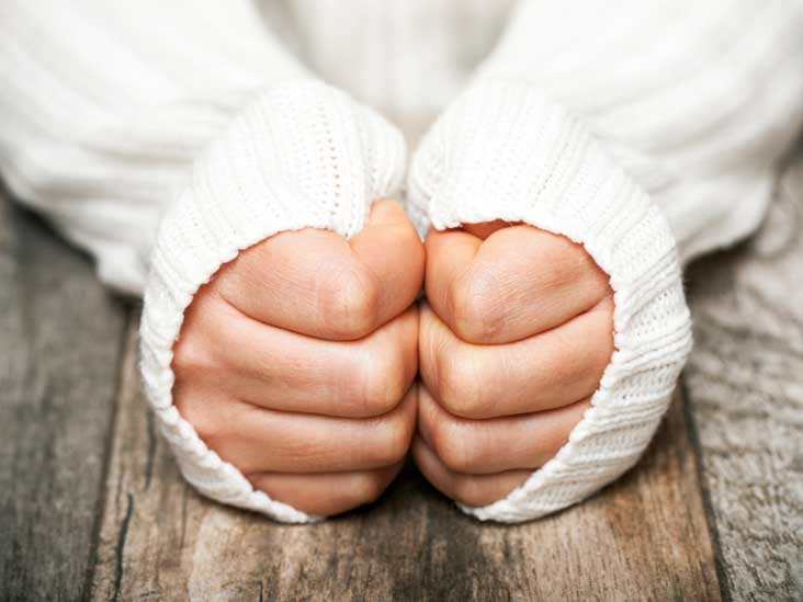 3233 Cold fingers 732x549 thumbnail