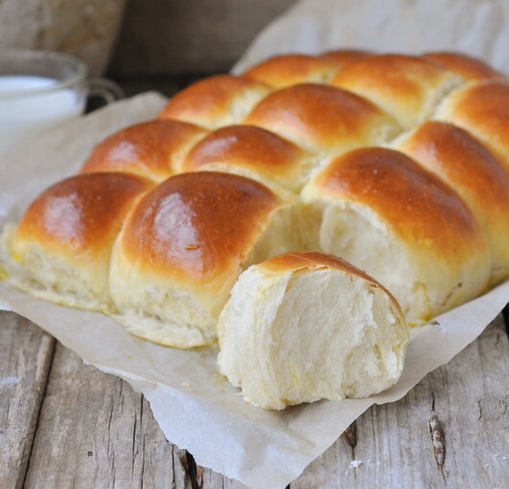 خبز البريوش الإسفنجي