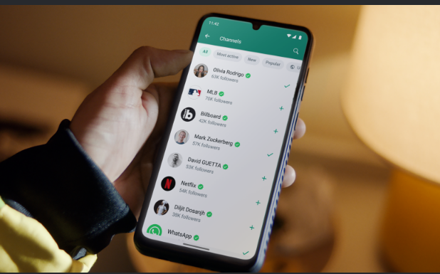 ثورة في عالم المراسلة والتواصل... واتساب_ WhatsApp يعلن عن تكامل مبتكر مع تطبيقات دردشة أخرى