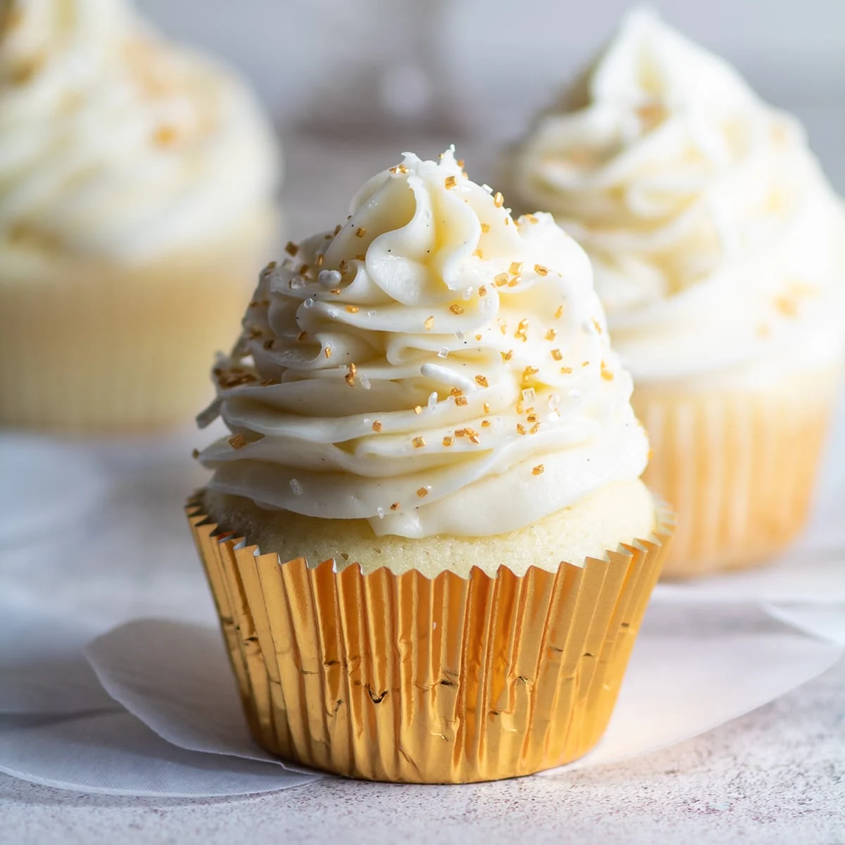 Vanilla Bean Cupcakes sq