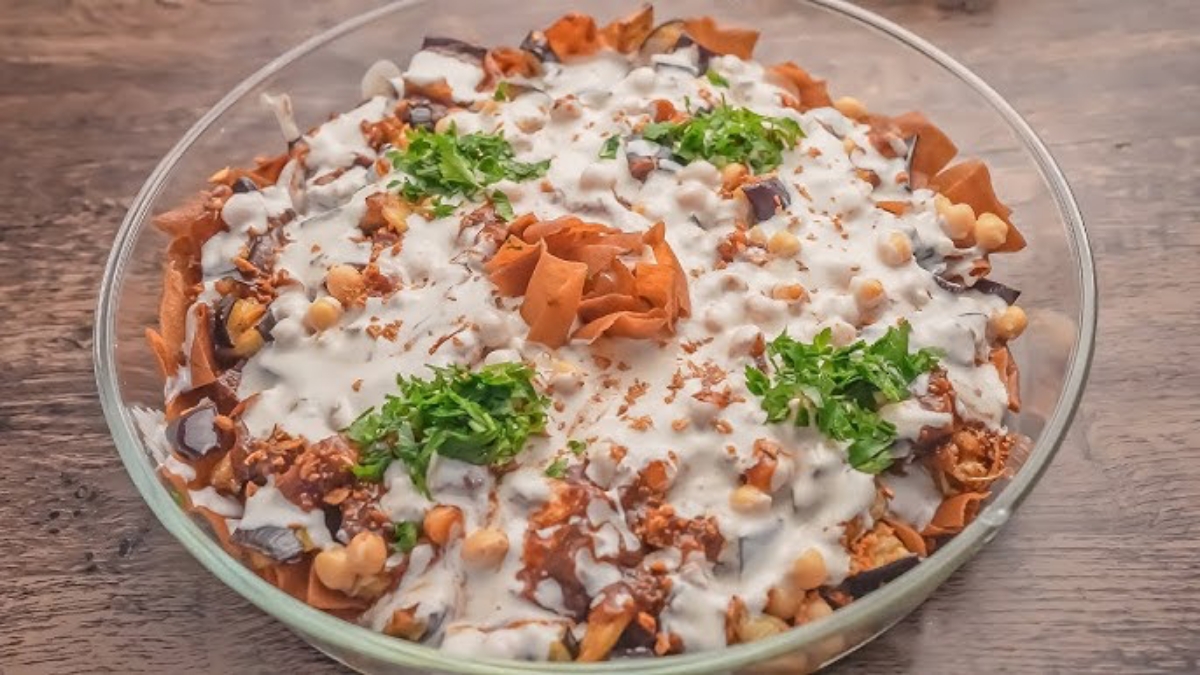طريقة عمل صينية الباذنجان بالعدس بجبة