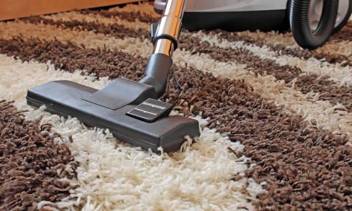 طريقة غسيل السجاد بدون ماء