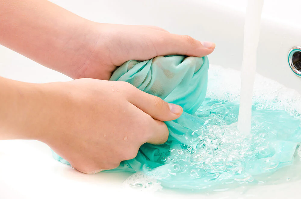 laundry tips how to get stains off clothes ab9664c3 2ef2 4f43 8d60 8c3e21a1ddc6