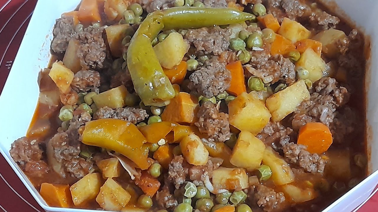 طريقة عمل طاجن بسلة بالكفتة