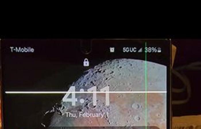 مشاكل شاشة هاتف Galaxy S24 Ultra