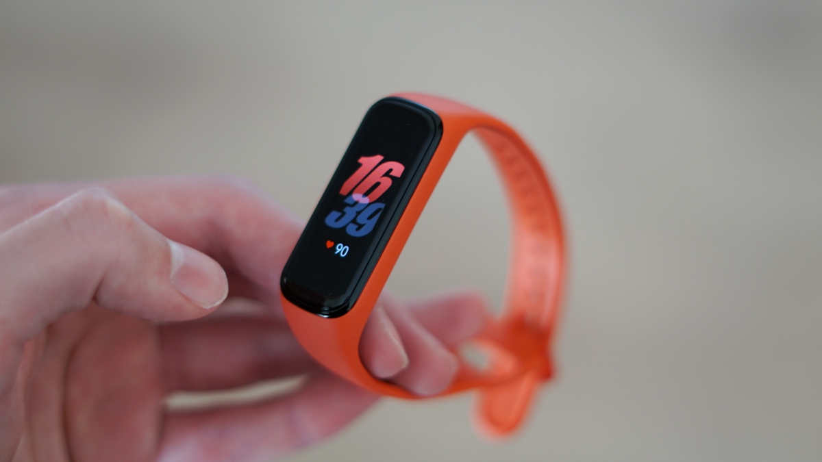 مميزات سوار Galaxy Fit3 من سامسونج
