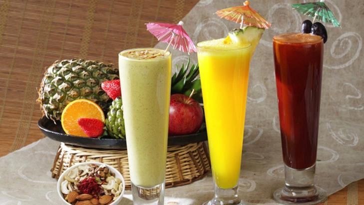 أهلا رمضان علي طريقة جدتي حضري أشهر المشروبات الرمضانية الطبيعية بالمنزل