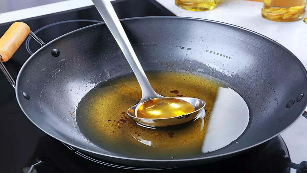 إعادة استخدام زيت القلي 1