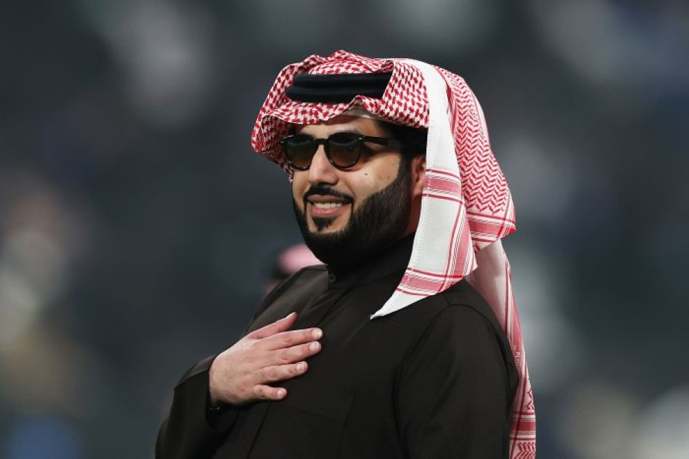 بعد ملعب المملكة أرينا.. ترك آل الشيخ يعلن عن خطة لتطوير ملعب النصر أو إنشاء ملعب جديد