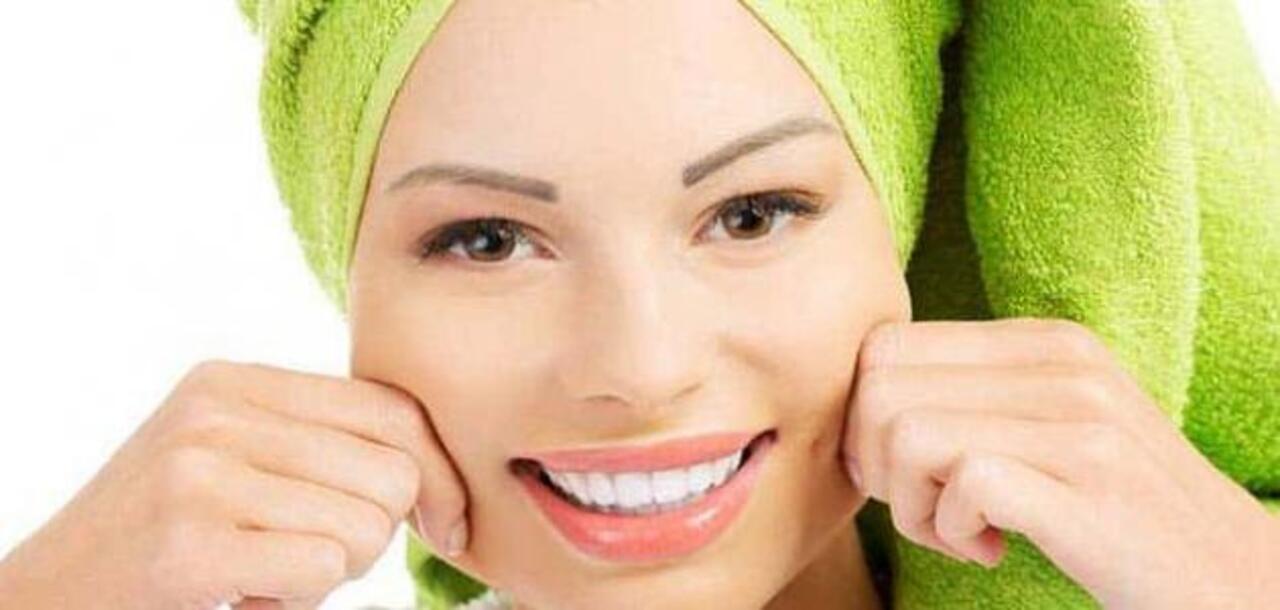 خلطات طبيعيه لتسمين الخدود