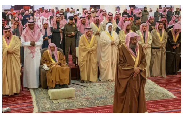استجابة لنداء خادم الحرمين.. أداء صلاة الاستسقاء في جميع أنحاء المملكة (صور)
