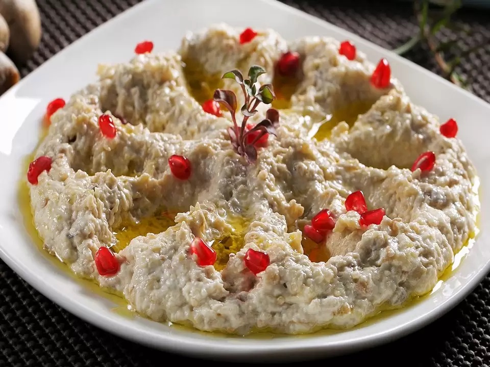 طريقة عمل البابا غنوج زي المطاعم