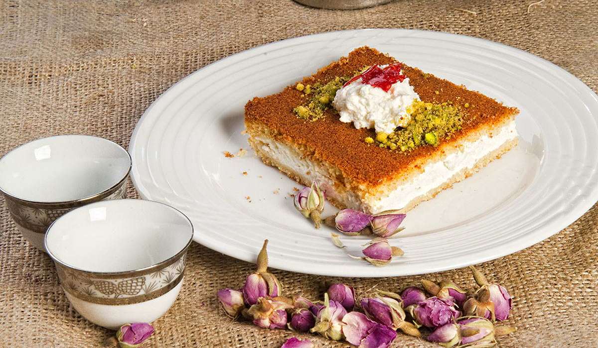 عمل الكنافة بالقشطة