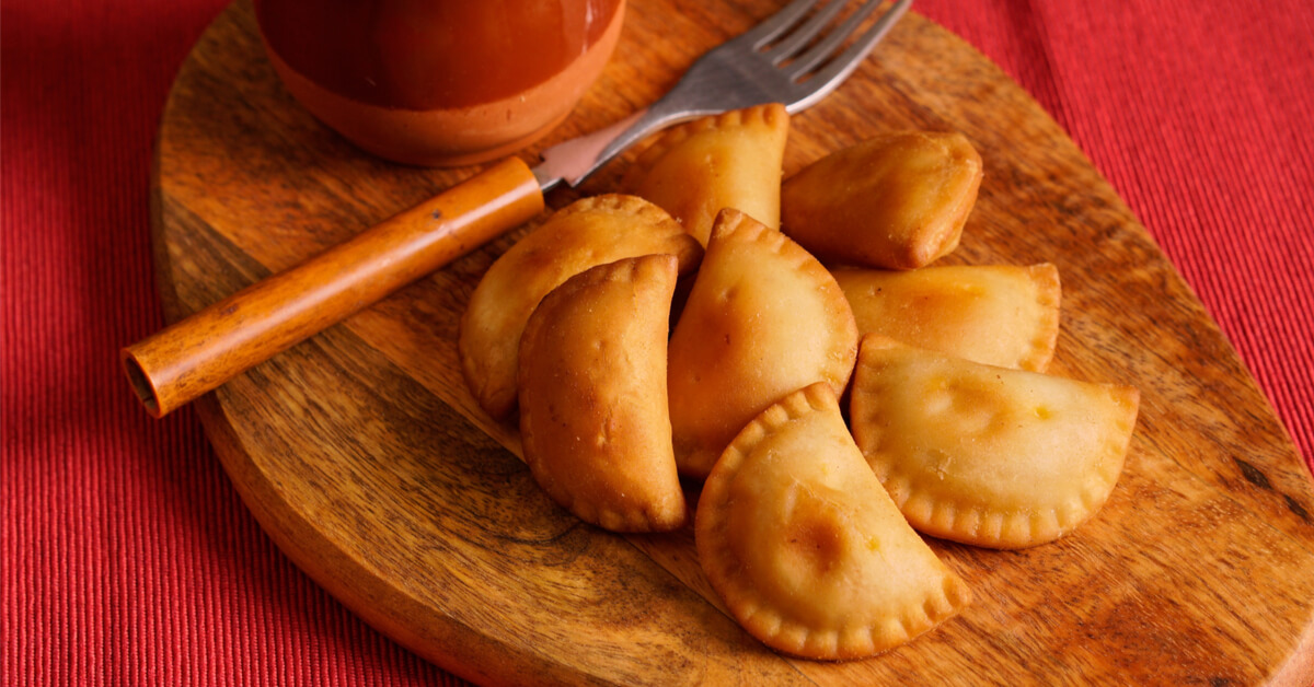 سمبوسك الجبنة والزعتر