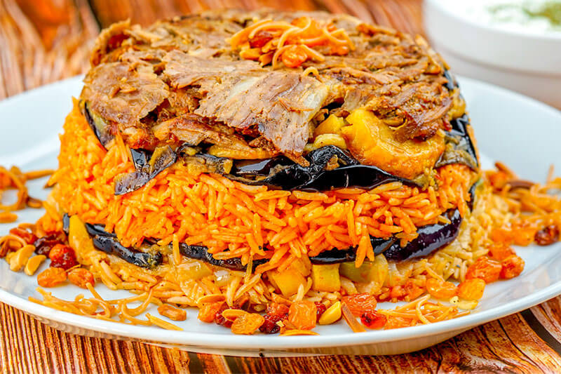 طريقة عمل مقلوبة اللحم بالخضار 1