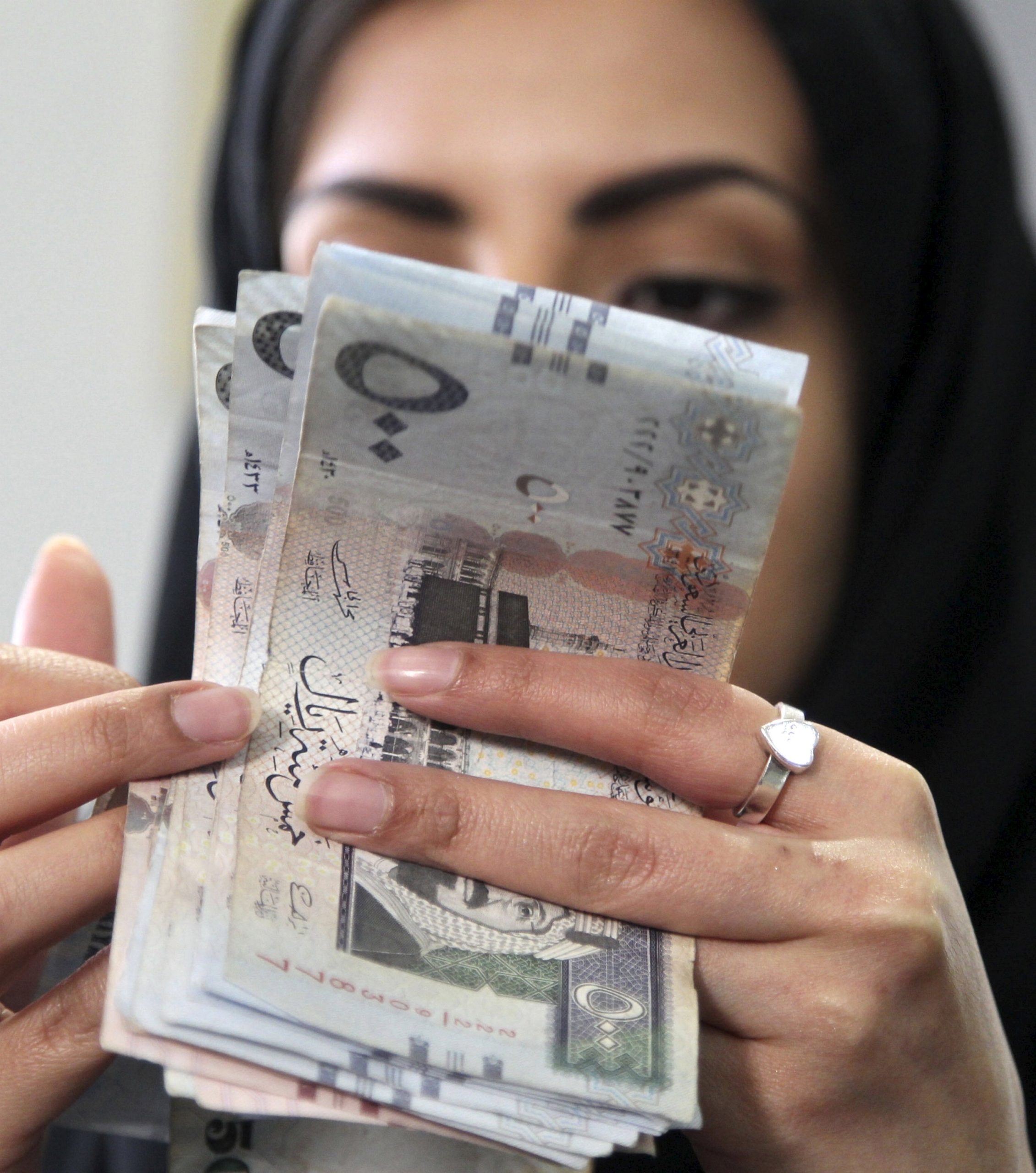 تمويل بنك التنمية للمرأة المهجورة
