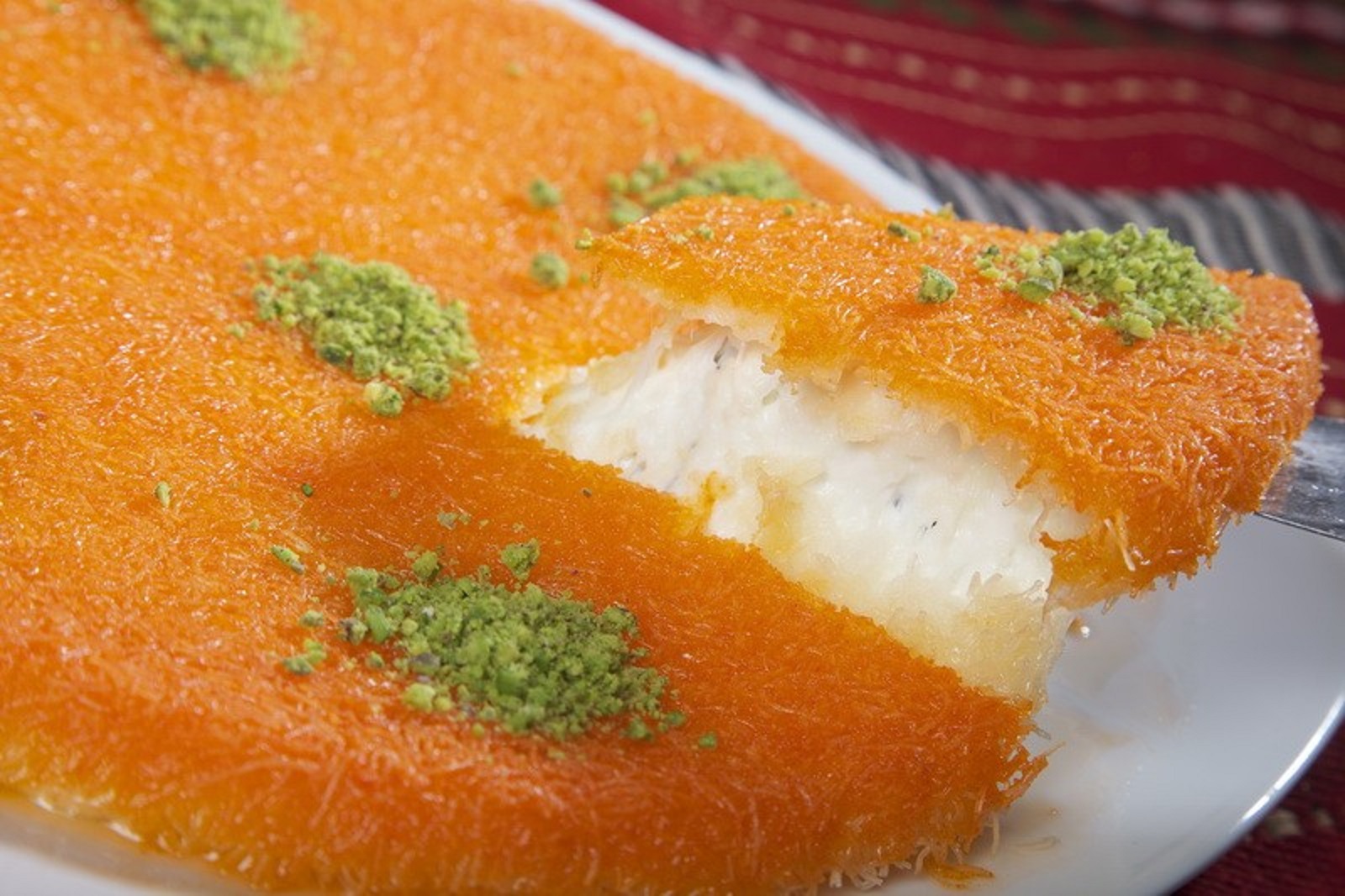 عمل كنافة بالقشدة