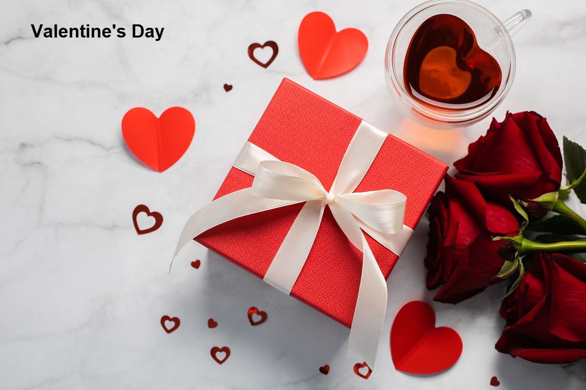 8 هدايا جميلة لـ عيد الحب على قد الإيد مش هتكلفك كتير في Valentine's Day 2024