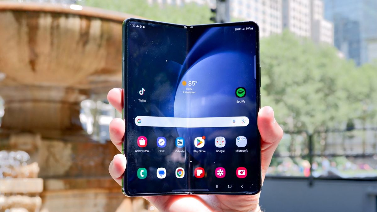 مواصفات هاتف Samsung Galaxy Z Fold 3
